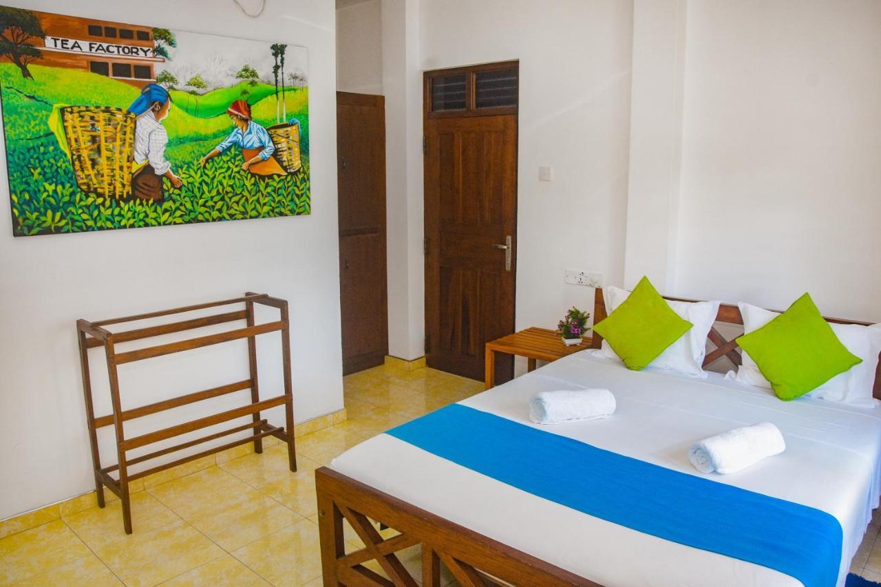 Di Sicuro Tourist Inn Hikkaduwa Exteriér fotografie