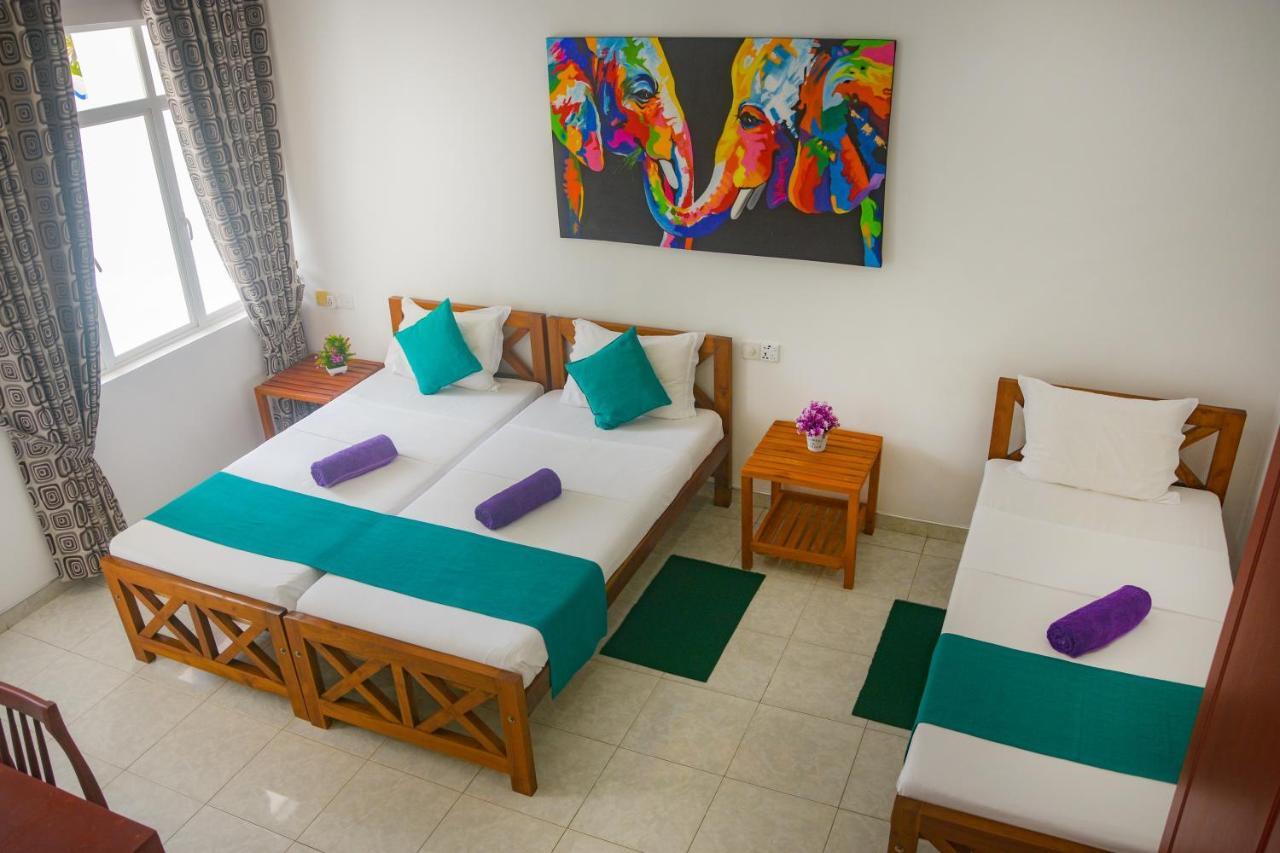 Di Sicuro Tourist Inn Hikkaduwa Exteriér fotografie